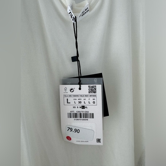 Zara Silk Tank - Picture 2 of 3